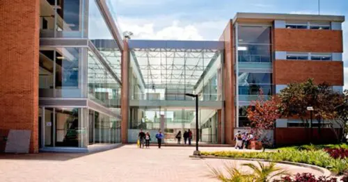 UNIVERSIDAD DE LA SABANA LA ESPERANZA SUR UNIVERSIDAD DE LA SABANA LA ESPERANZA SUR